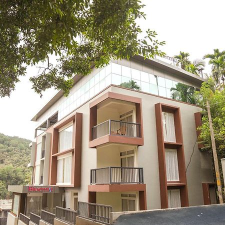 Bluemist Resorts Athirappilly Buitenkant foto